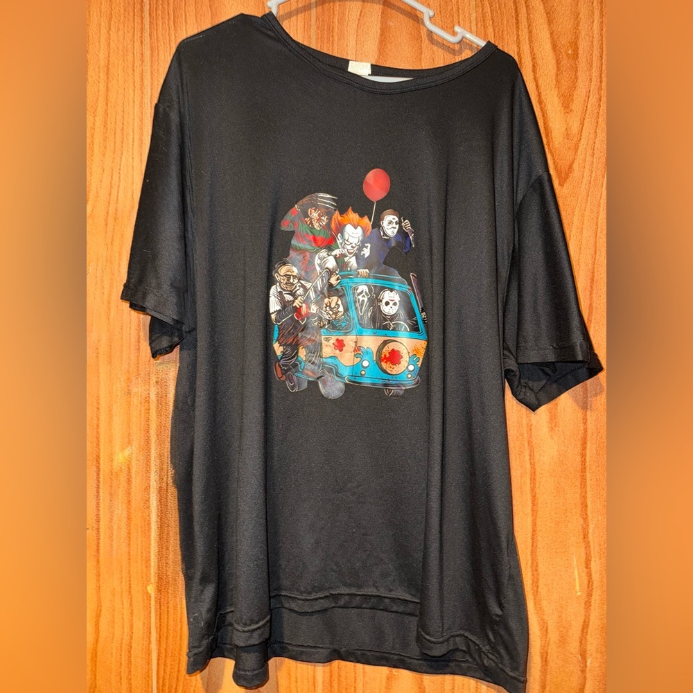 Mystery machine T-Shirt with All the greatest Horror Characters